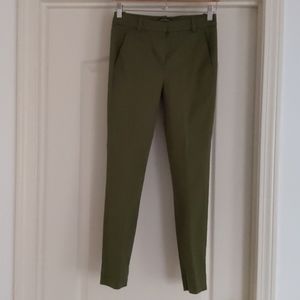 Olive green J. Crew Mercantile cropped pants
